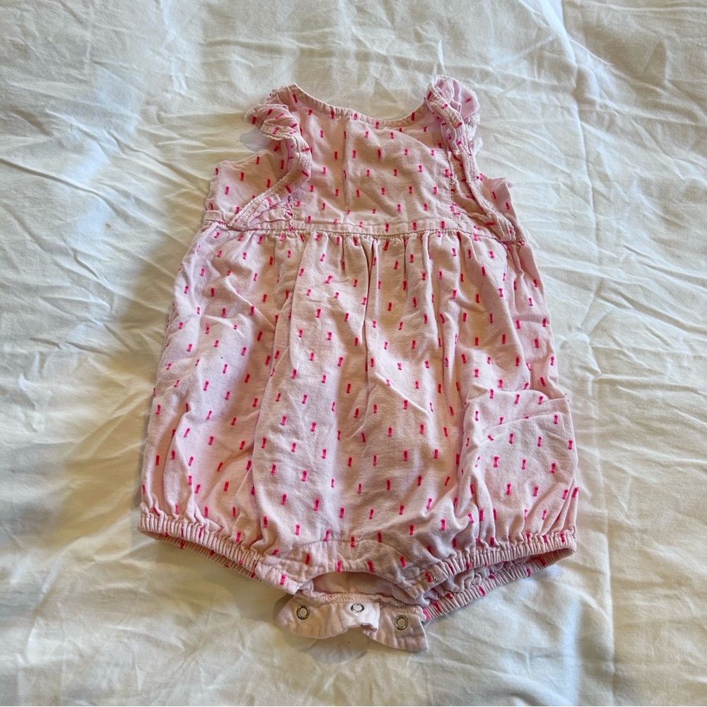 Kid / pink dot pattern onesie 3-6M